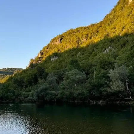 Mali Vuk Villa